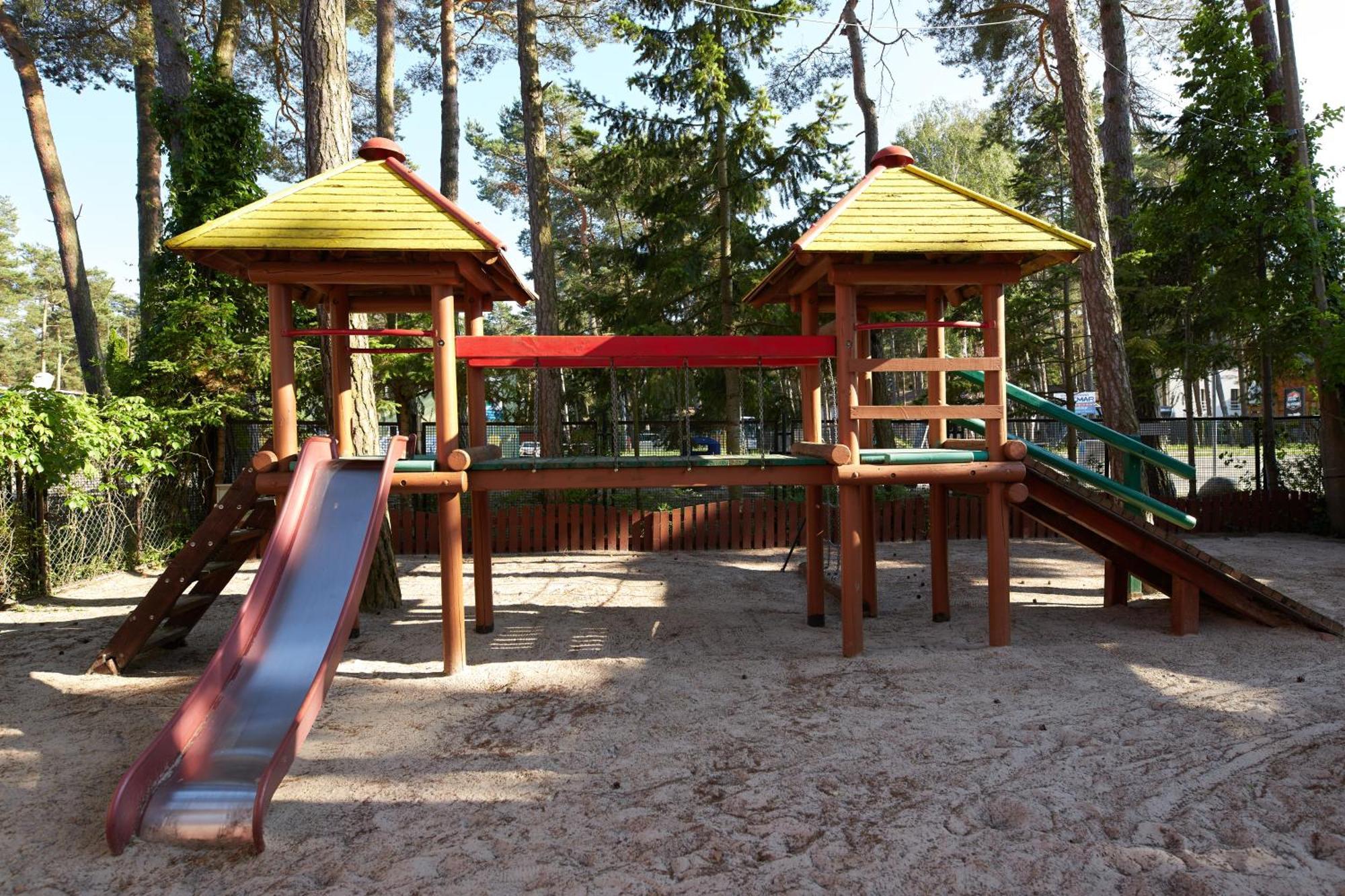 Osrodek Wypoczynkowy Relaks I Apartamenty ウェバ エクステリア 写真