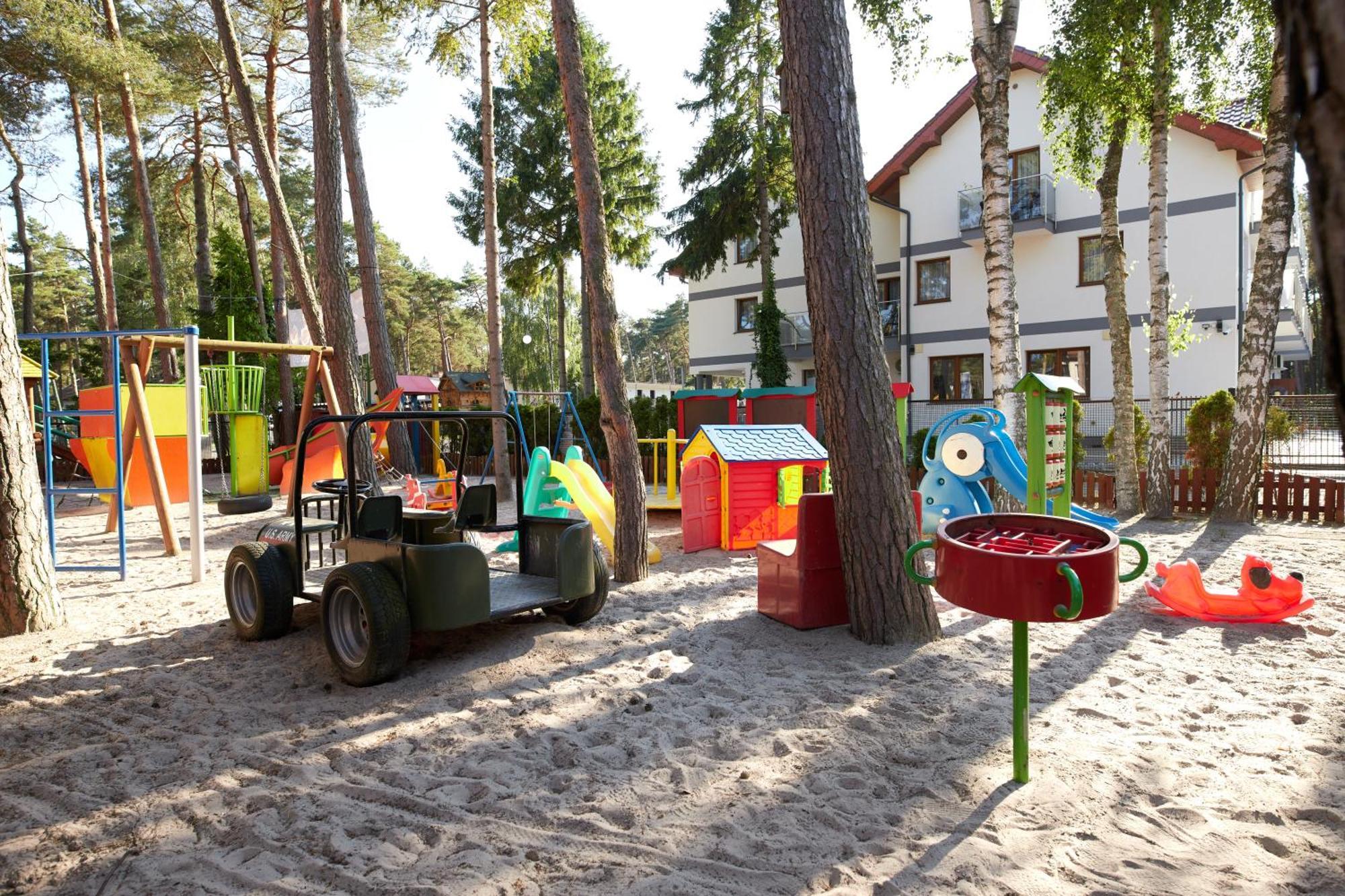 Osrodek Wypoczynkowy Relaks I Apartamenty ウェバ エクステリア 写真